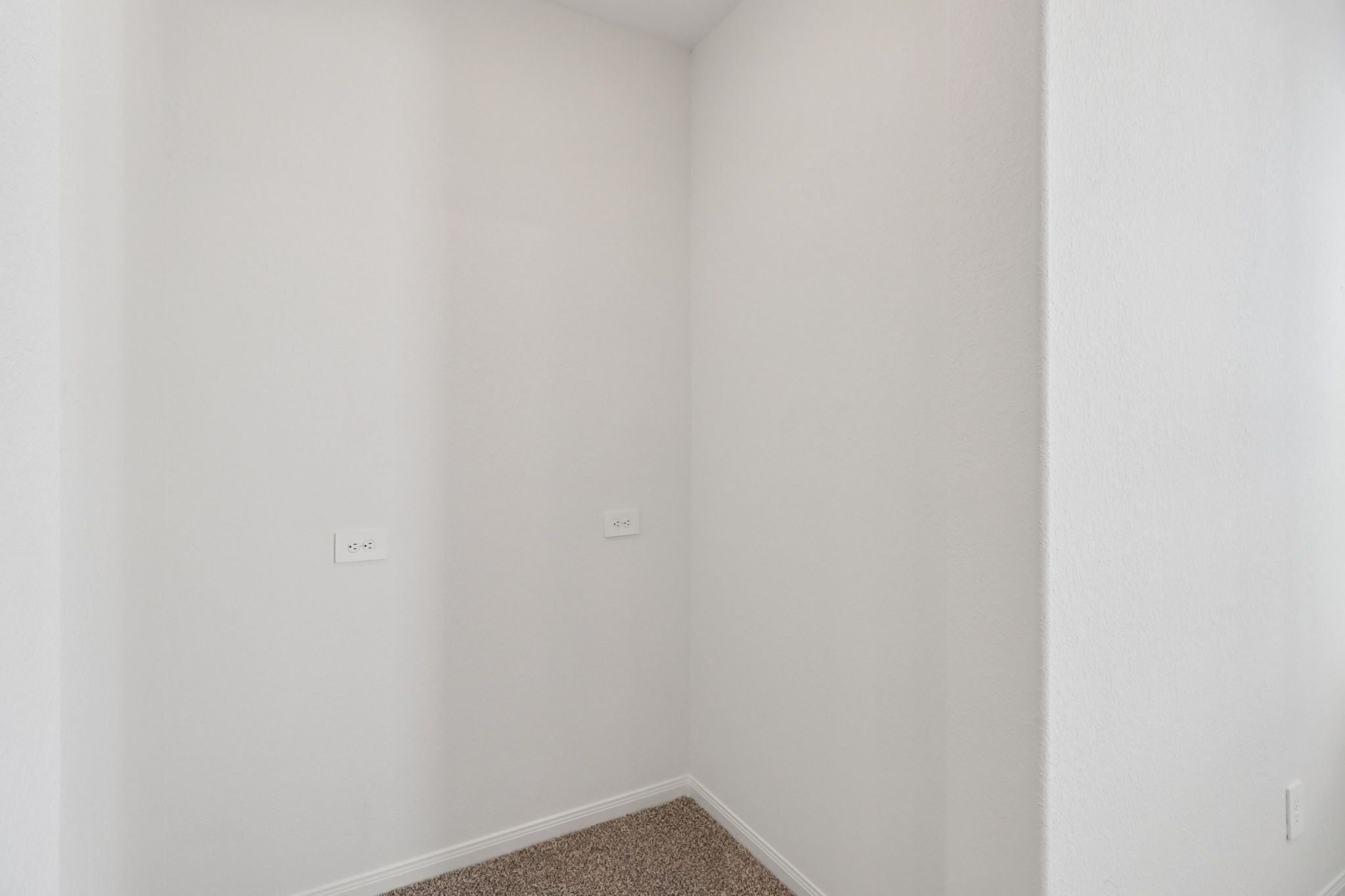 708 Topwater Trail Kemah, TX 77565 - Photo 24 of 43 a small space