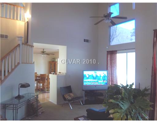 2404 Tottingham Road Henderson, NV 89074 - Photo 6 of 20 Living Room.