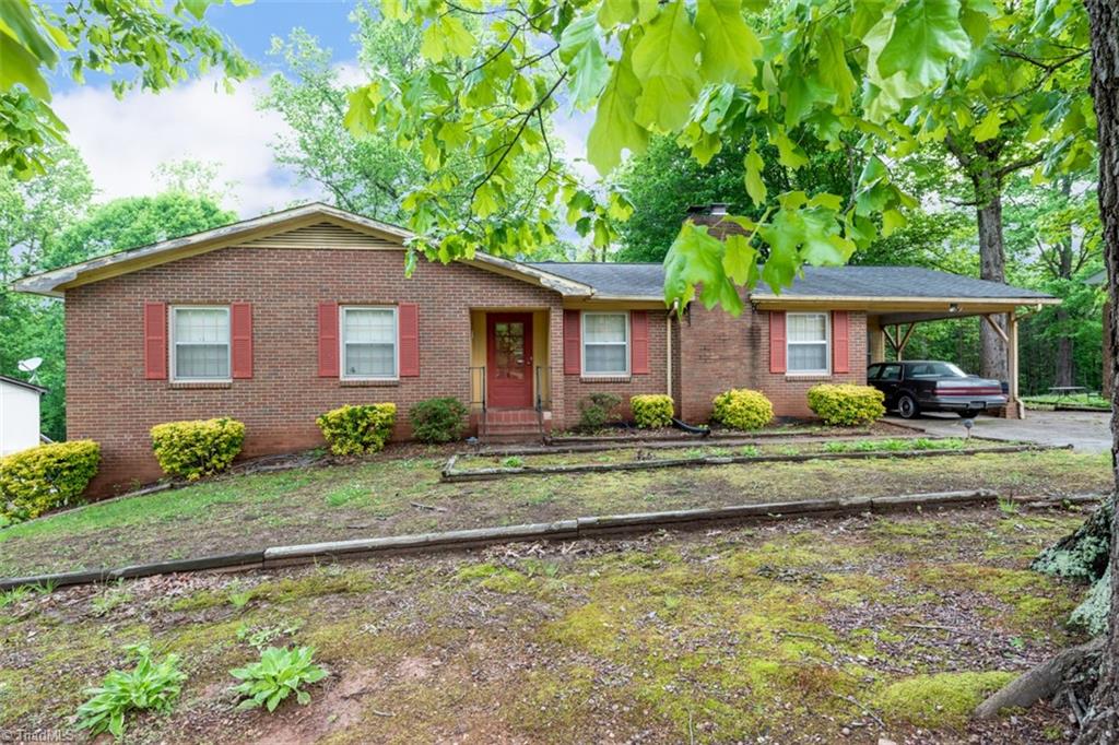 2575 Wallingford Road Northeast Winston-Salem, NC 27101 - Photo 1 of 20 Gallery Image 1