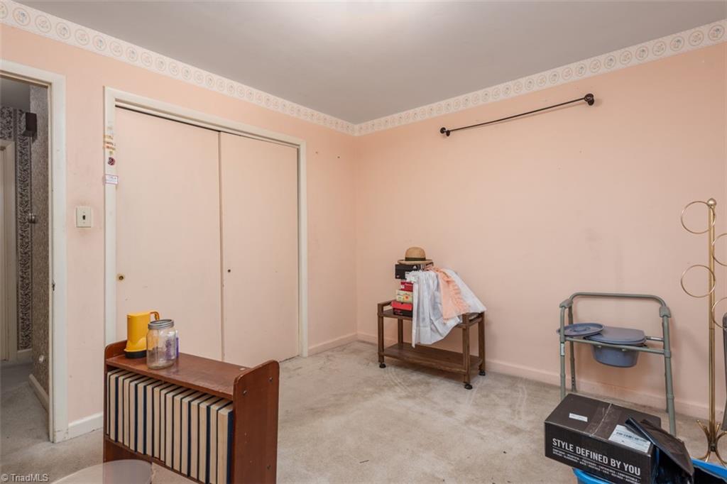 2575 Wallingford Road Northeast Winston-Salem, NC 27101 - Photo 11 of 20 Gallery Image 11