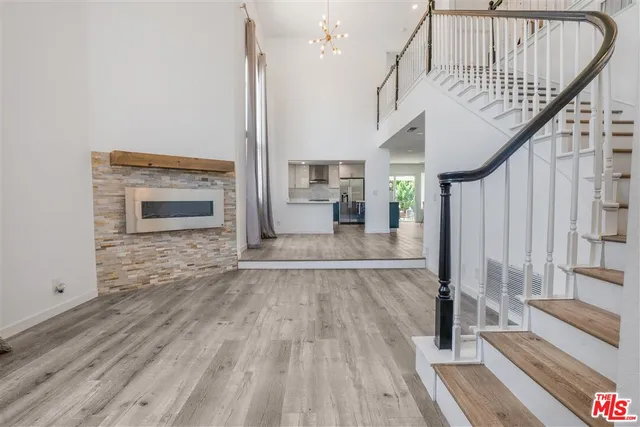 $1,695,000 | 2481 South Bundy Drive, Los Angeles, CA 90064