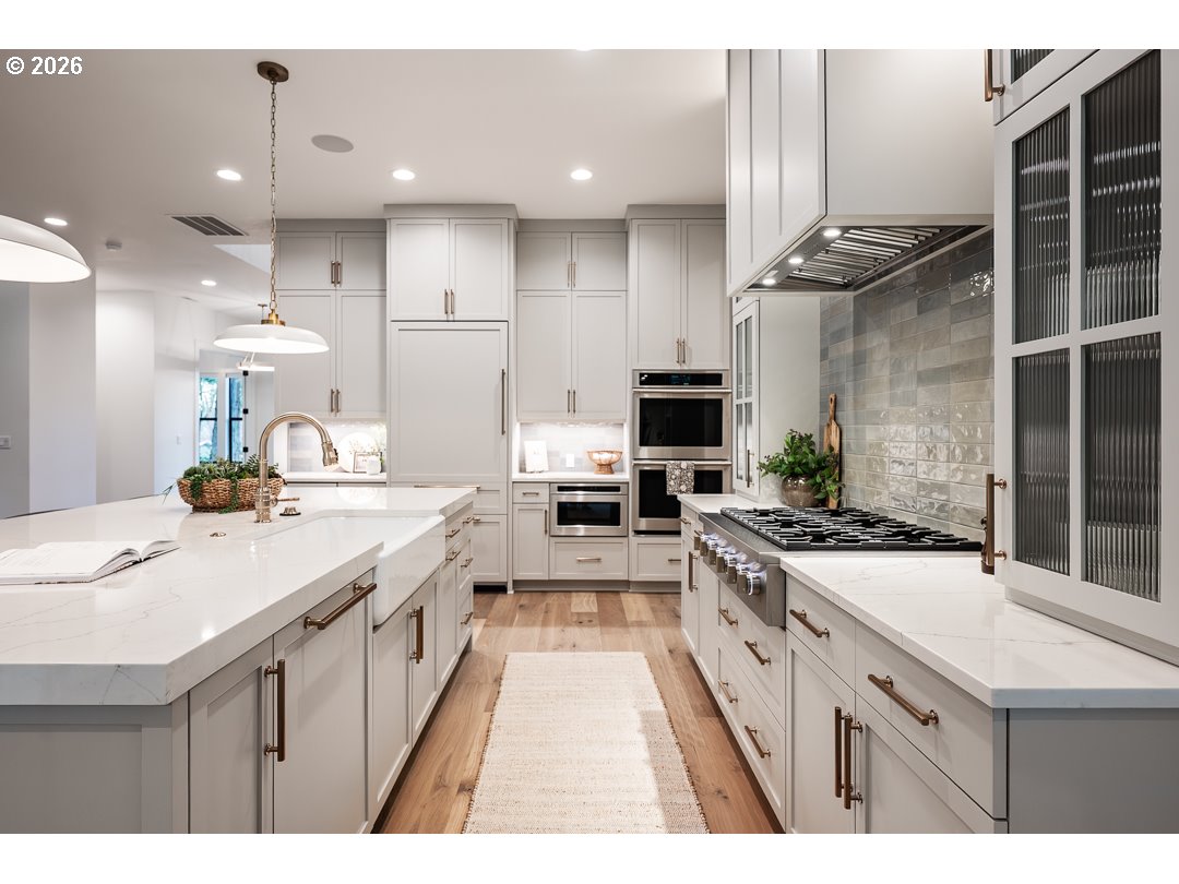 2764 Glenhaven Road Lake Oswego, OR 97034 - Photo 6 of 27 Kitchen