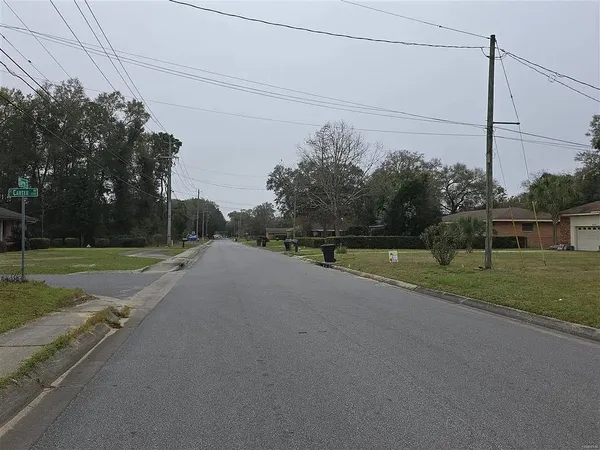 $5,000 | 7200 Tippin Avenue, Pensacola, FL 32504