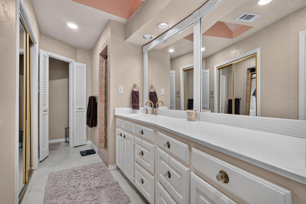 2335 Highlands Creek Road Carrollton, TX 75007 - Photo 29 of 36