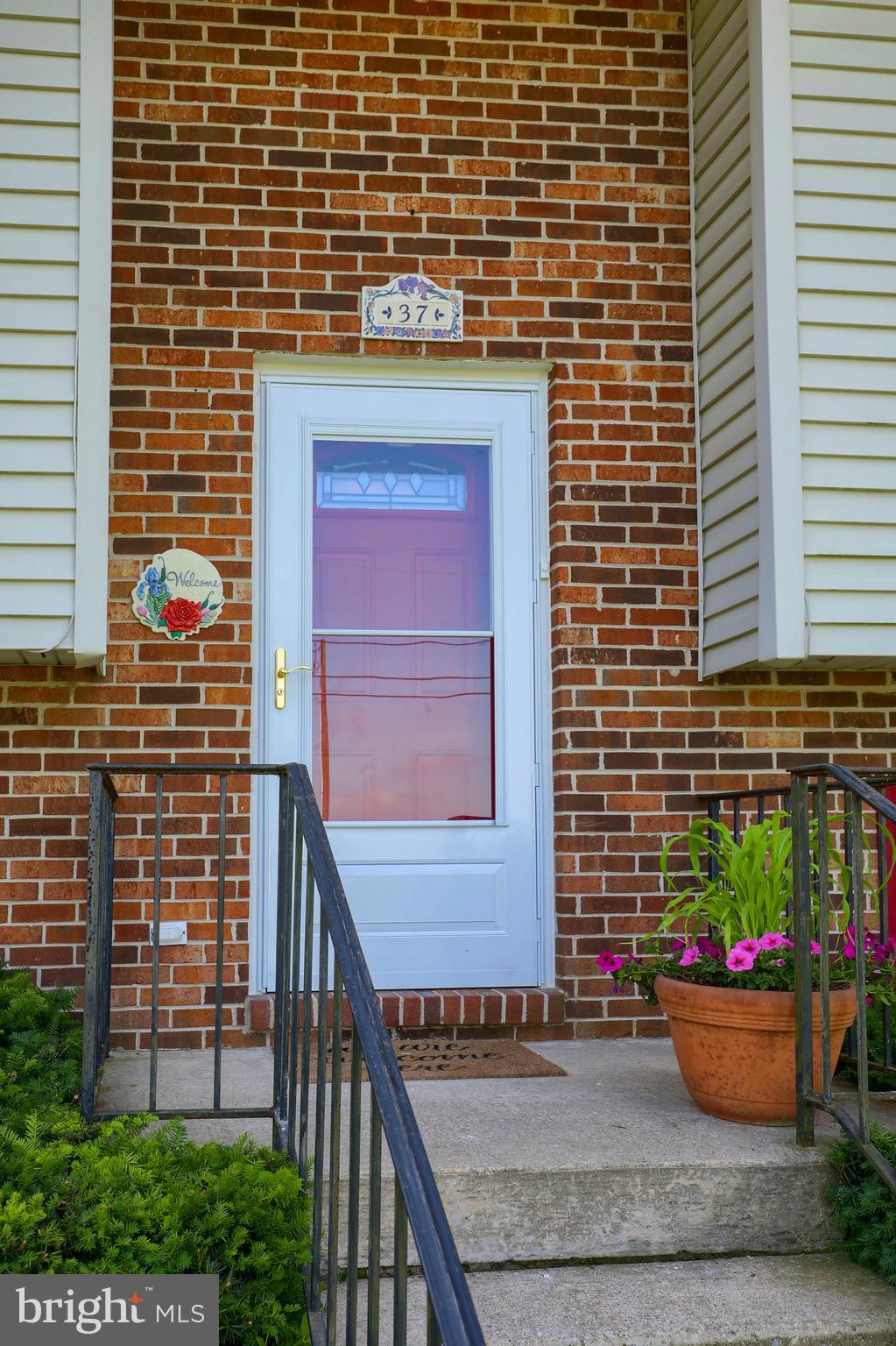 37 Longenecker Road Lititz, PA 17543 - Photo 7 of 50