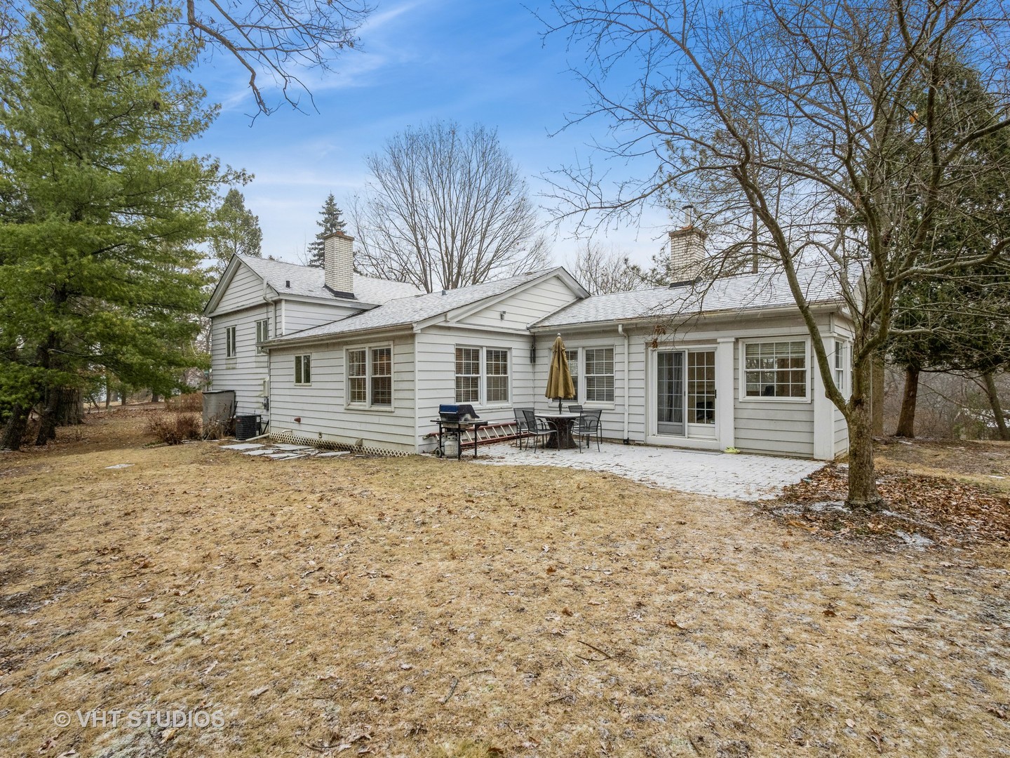 248 Summit Drive Tower Lakes, IL 60010 - Photo 2 of 23