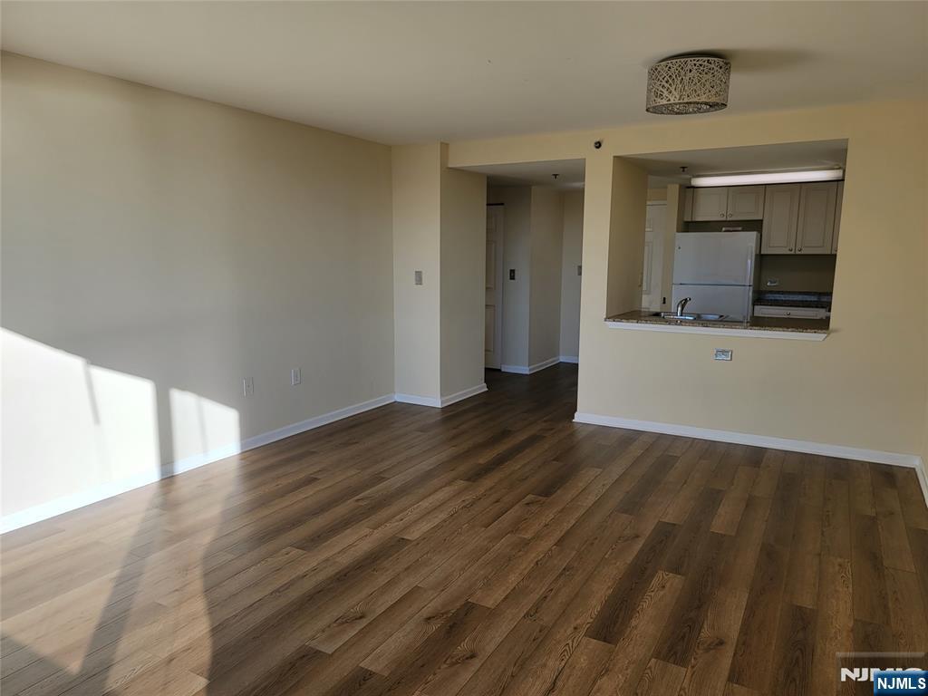 100 Old Palisade Road, Unit 702 Fort Lee, NJ 07024 - Photo 26 of 37