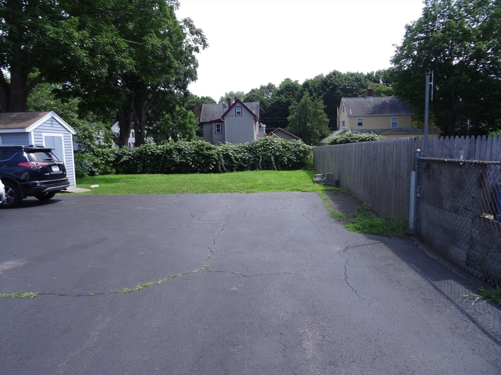 7 Pearl Street, Unit 1 Hudson, MA 01749 - Photo 4 of 21