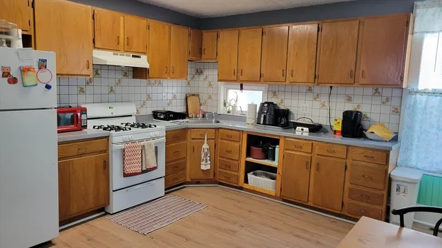 $2,000 | 7 Pearl Street, Unit 1, Hudson, MA 01749