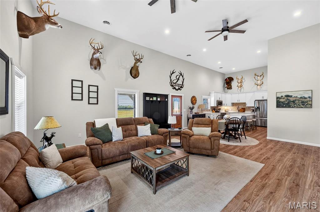 519 Woods Road Silex, MO 63377 - Photo 3 of 51