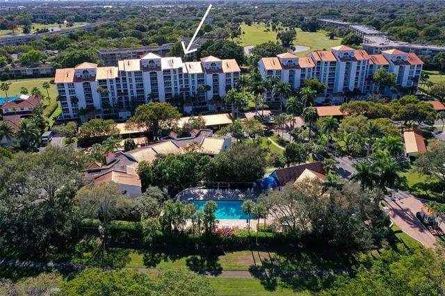 $525,000 | 4108 West Palm Aire Drive, Unit 83B, Pompano Beach, FL 33069