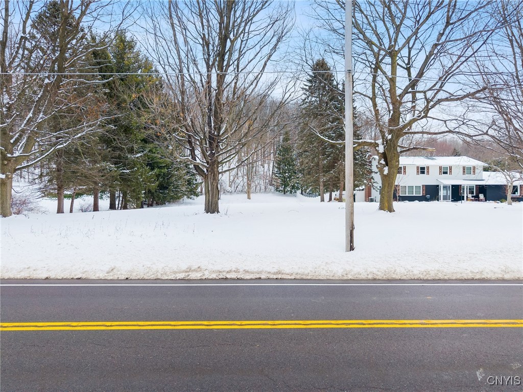 1077 Nottingham Road De Witt, NY 13078 - Photo 3 of 20