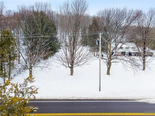 $199,900 | 1077 Nottingham Road, De Witt, NY 13078