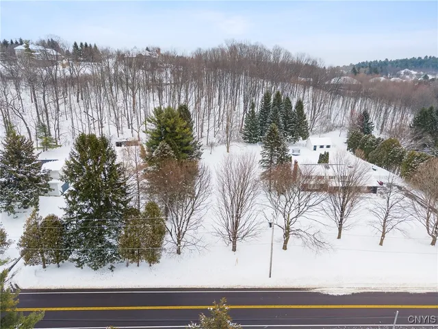 $199,900 | 1077 Nottingham Road, De Witt, NY 13078