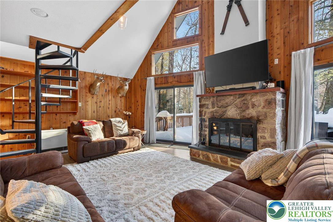 31 Boulder Road Lake Harmony, PA 18624 - Photo 27 of 59