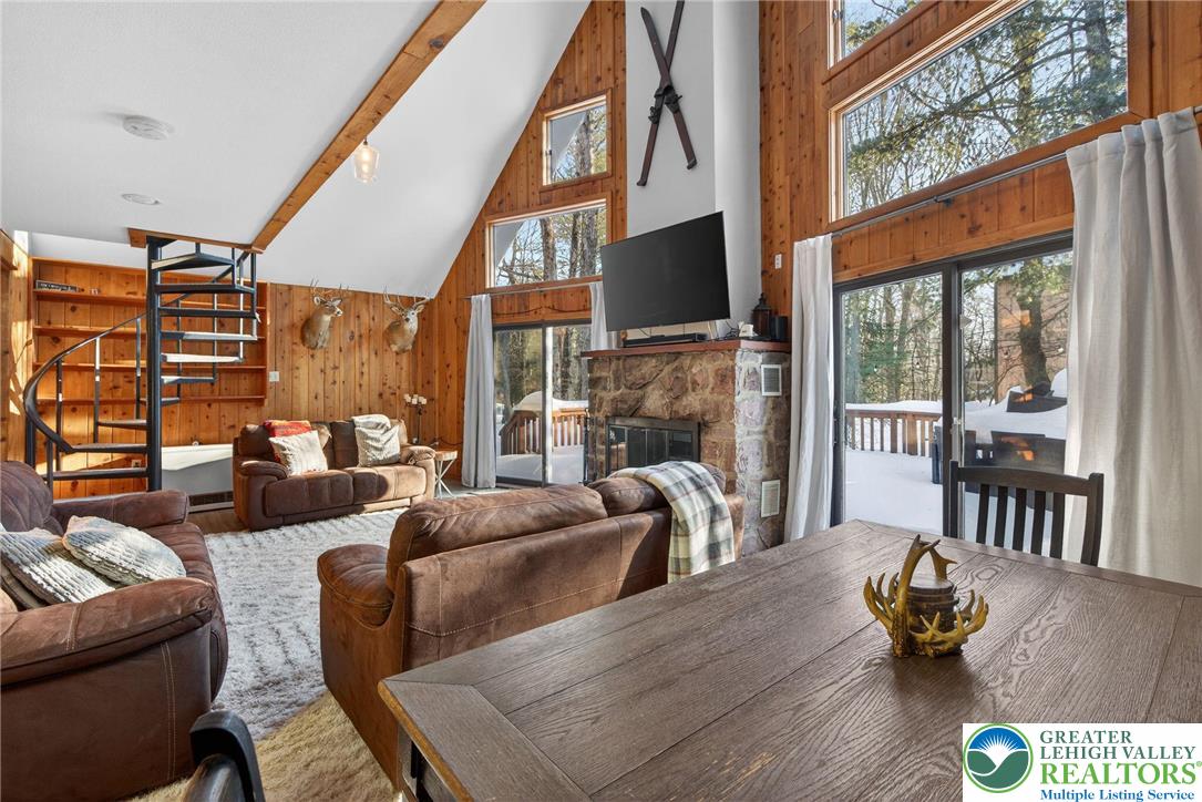 31 Boulder Road Lake Harmony, PA 18624 - Photo 28 of 59