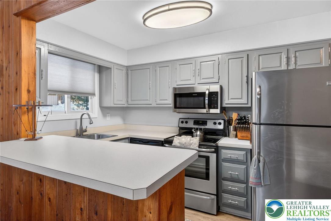 31 Boulder Road Lake Harmony, PA 18624 - Photo 37 of 59