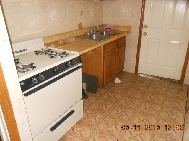 2271 East 97th Street Chicago, IL 60617 - Photo 5 of 11