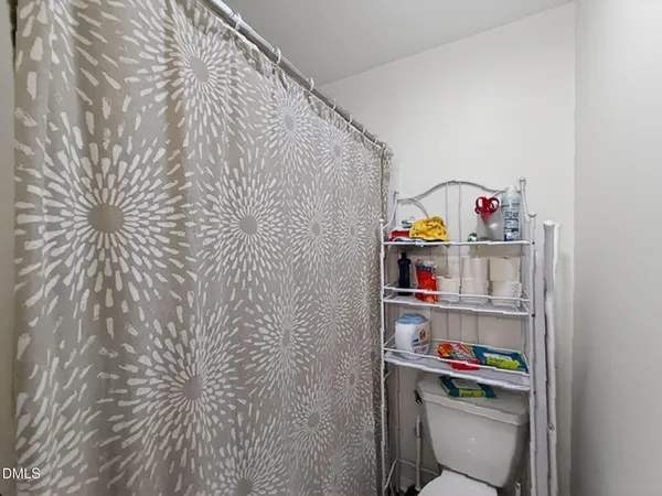 $285,000 | 220 Elizabeth Street, Unit A15, Chapel Hill, NC 27514