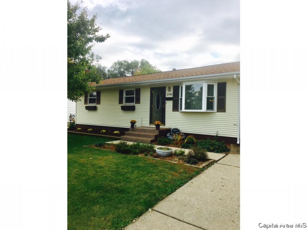 2740 Selkirk Road Springfield, IL 62702 - Photo 1 of 32