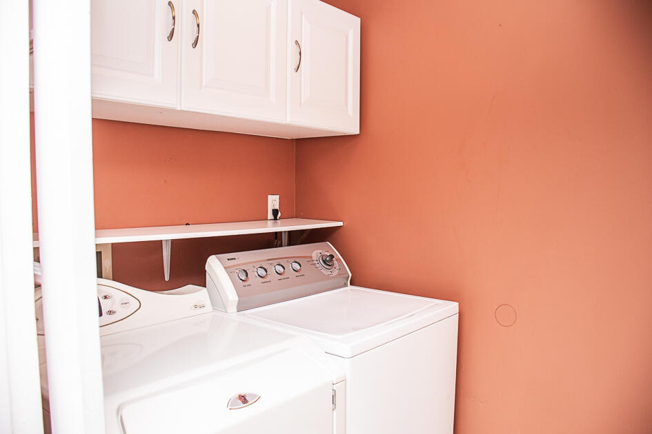 17 8th Avenue Shalimar, FL 32579 - Photo 12 of 25 a utility room with dryer and washer