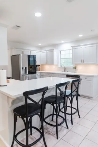 $334,900 | 2201 Fairbanks Avenue, Nederland, TX 77627