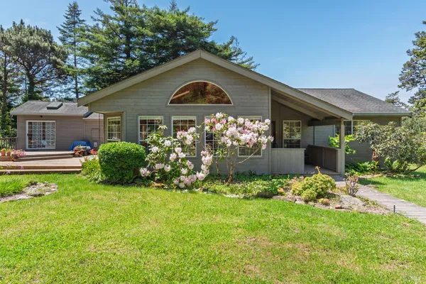 $795,000 | Undisclosed Address, Gualala, CA 95445
