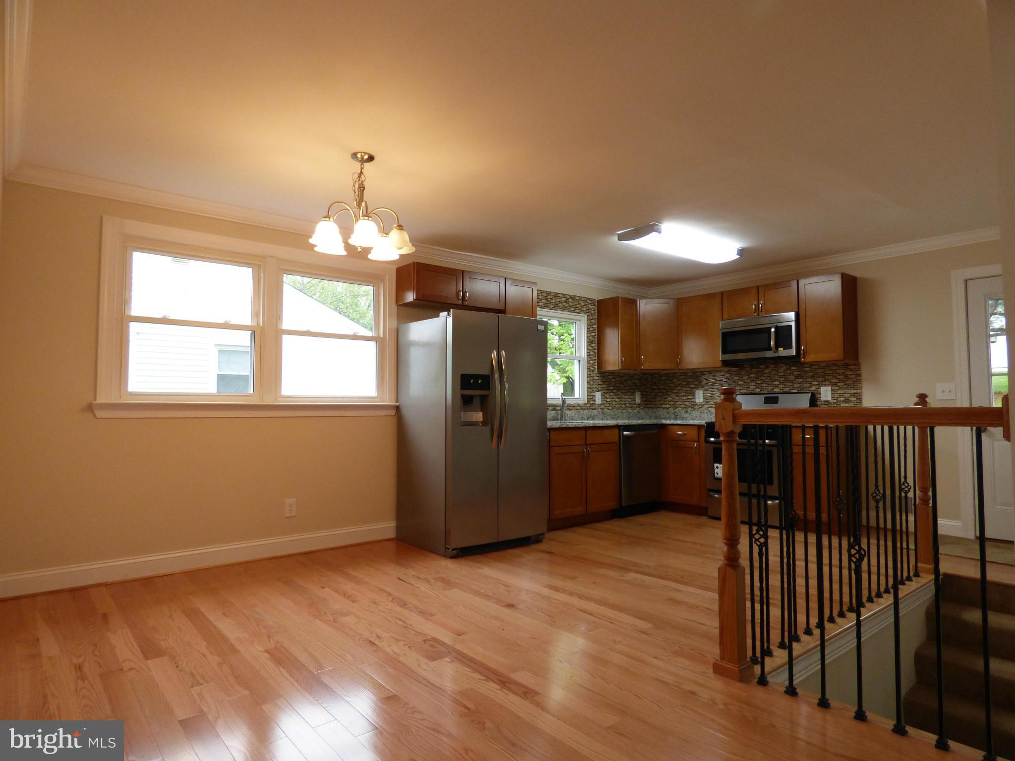 6818 Richardson Road Baltimore, MD 21207 - Photo 6 of 30 Kitchen