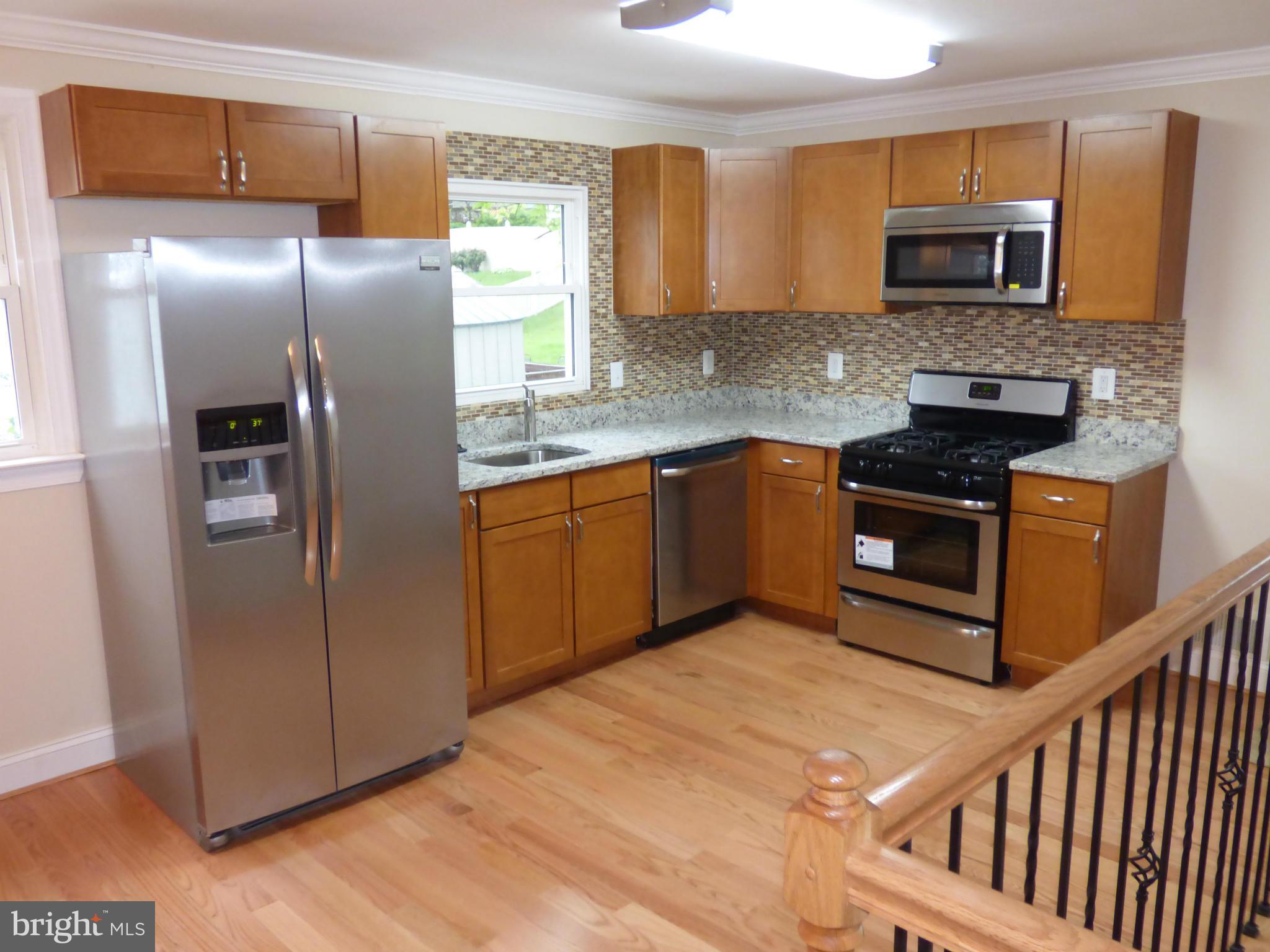 6818 Richardson Road Baltimore, MD 21207 - Photo 7 of 30 Kitchen