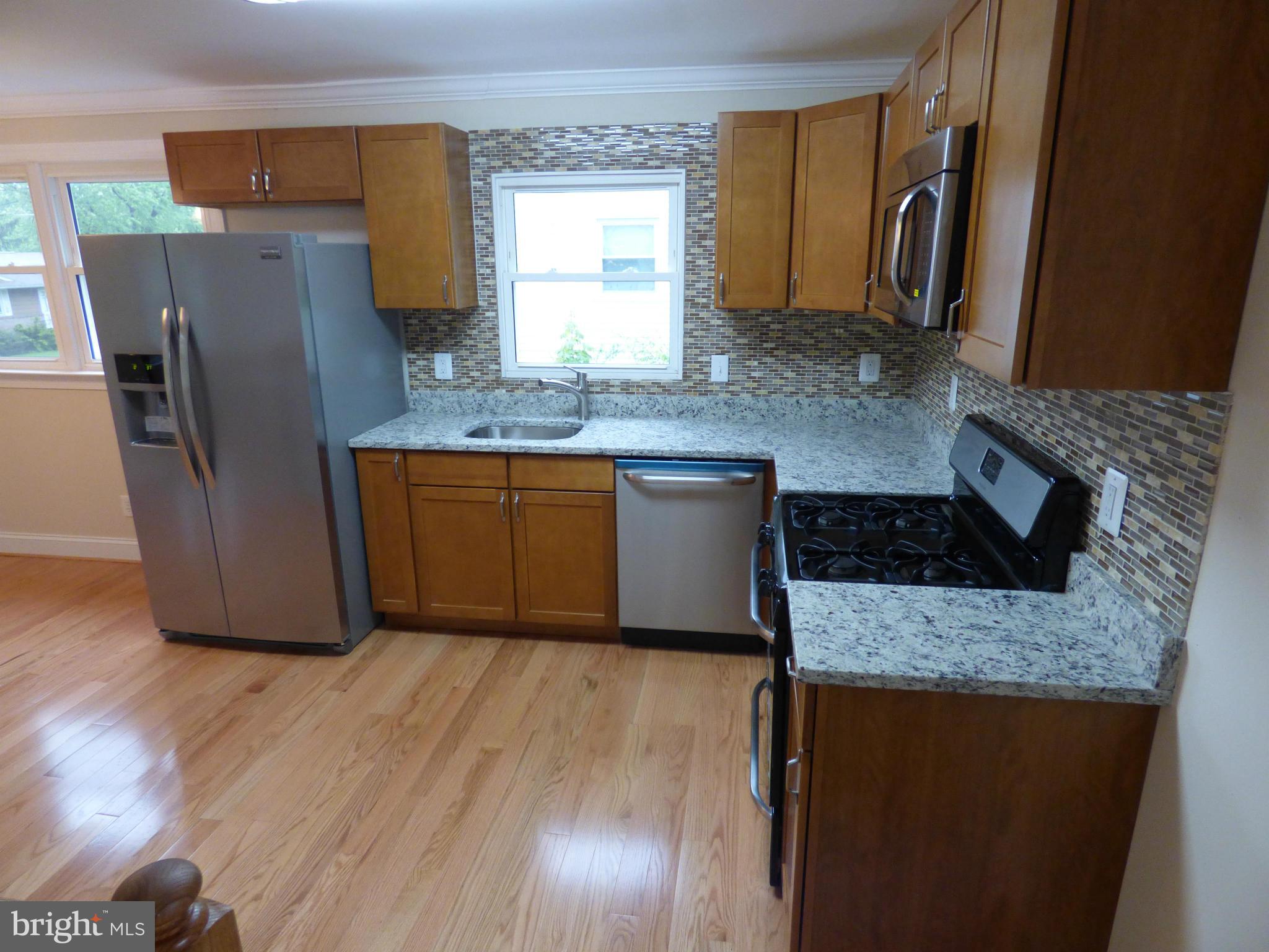 6818 Richardson Road Baltimore, MD 21207 - Photo 10 of 30 Kitchen