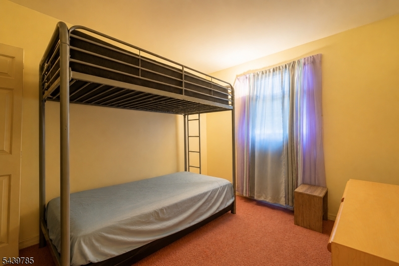 265 Rosa Parks Boulevard Paterson, NJ 07501 - Photo 10 of 31
