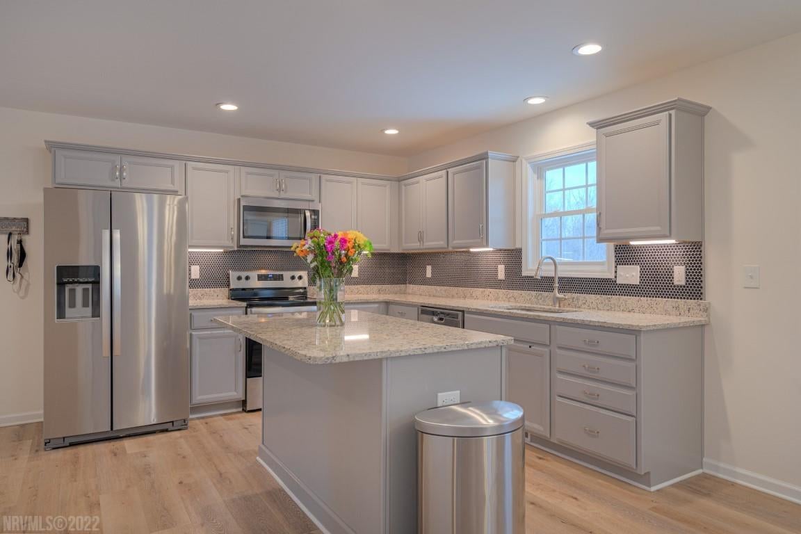 1332 Walnut Ridge Road Christiansburg, VA 24073 - Photo 14 of 47 Gallery Image 14
