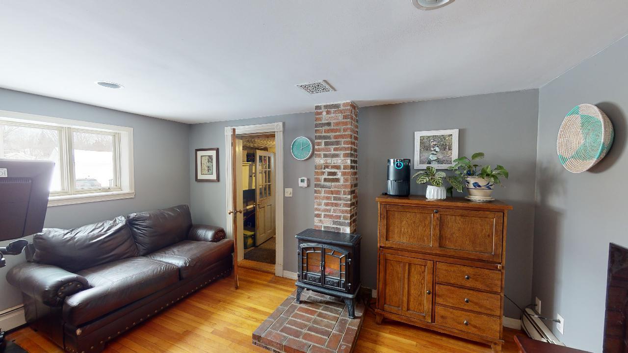 105 Main Street Lincoln, ME 04457 - Photo 7 of 29 Kitchen Sitting Area