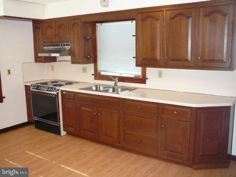 1929 South Forge Road Palmyra, PA 17078 - Photo 4 of 7 Gallery Image 4