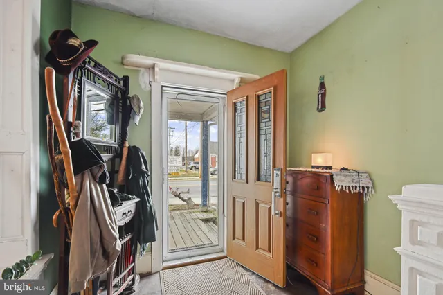 a view of a storage & utility room