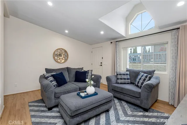 $274,900 | 1051 Site Drive, Unit 89, Brea, CA 92821