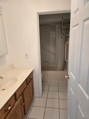 $119,500 | 19360 Wolf Road, Unit 1, Mokena, IL 60448