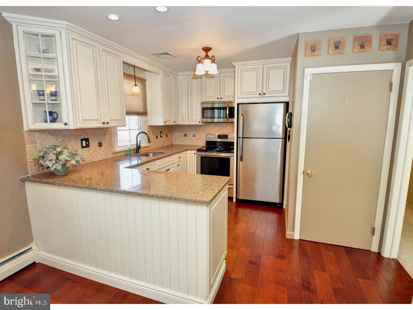 400 Fairgrounds Road Hatfield, PA 19440 - Photo 4 of 22 Kitchen