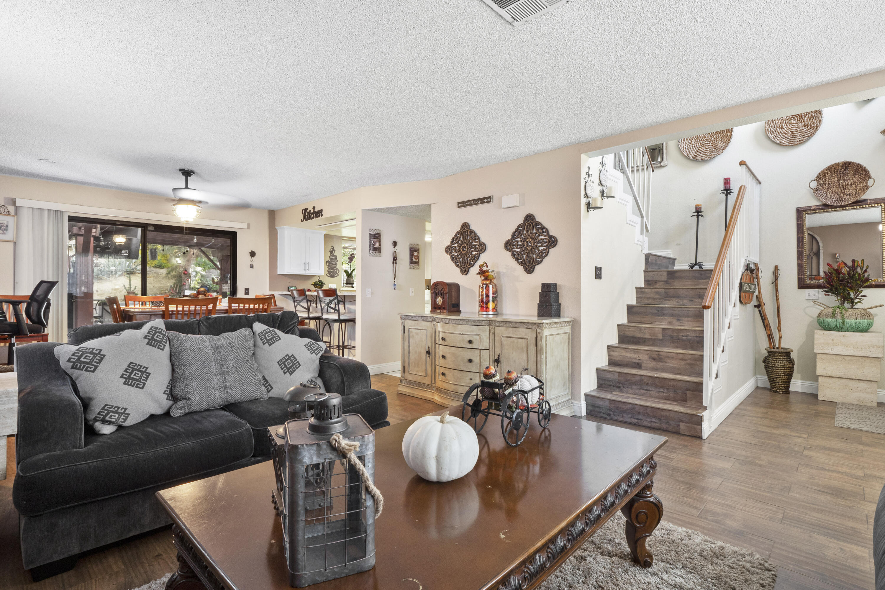 148 Horizon Road Palmdale, CA 93550 - Photo 16 of 33 P4300027