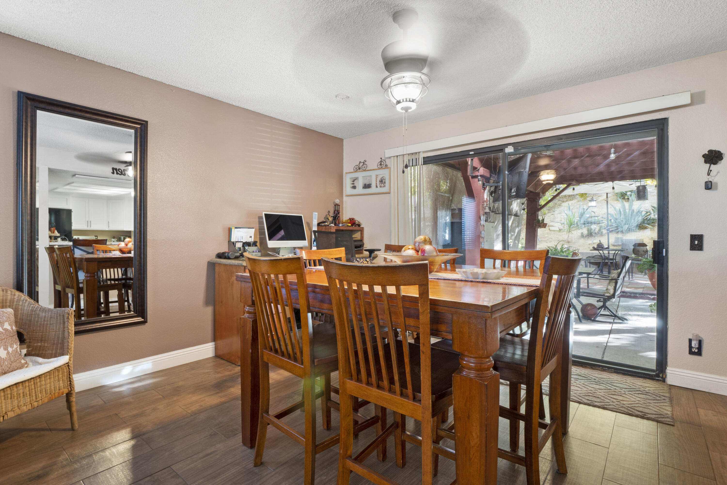 148 Horizon Road Palmdale, CA 93550 - Photo 6 of 33 P4299923