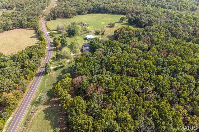 $239,000 | 35959 Hwy D, Eldridge, MO 65463