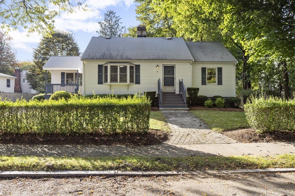 4 Hampton Road Stoneham, MA 02180 - Photo 1 of 41 Gallery Image 1