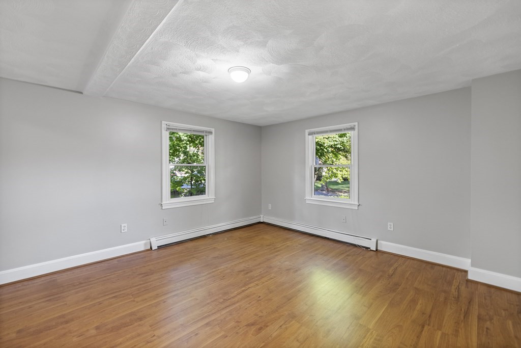 4 Hampton Road Stoneham, MA 02180 - Photo 21 of 41 Gallery Image 21
