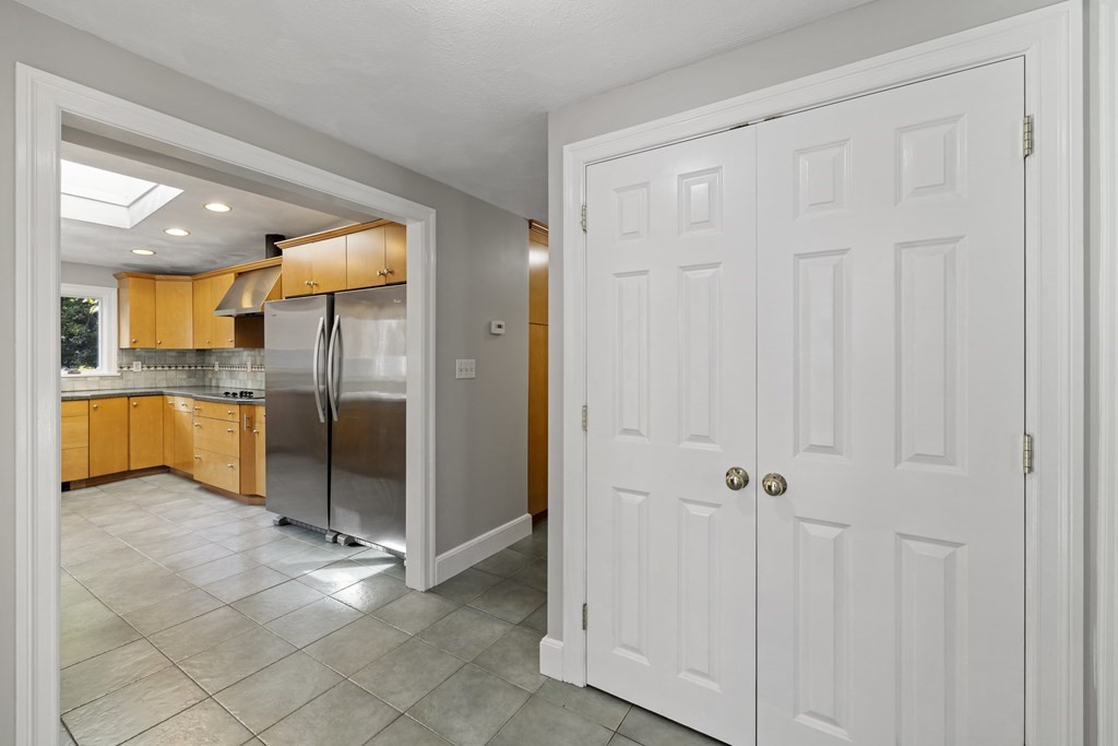 4 Hampton Road Stoneham, MA 02180 - Photo 3 of 41 Gallery Image 3