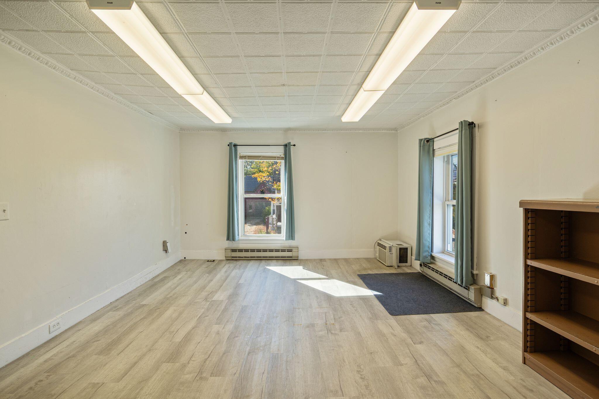 10 Elm Street Gorham, ME 04038 - Photo 23 of 43