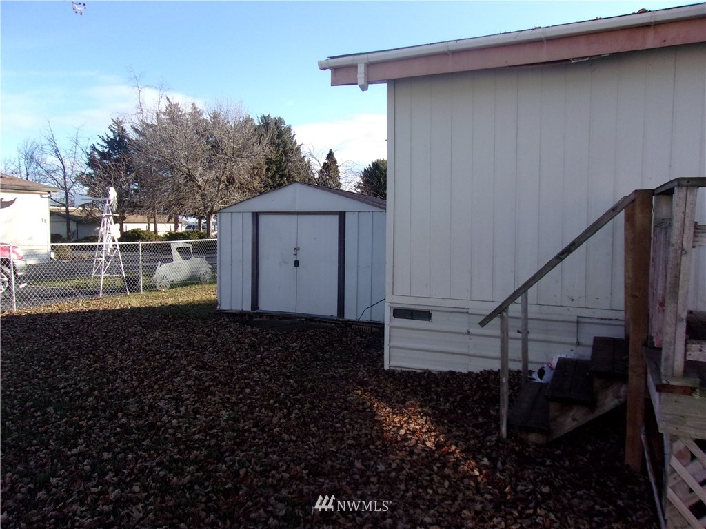 3057 Rd H Northeast, Unit 10 Moses Lake, WA 98837 - Photo 3 of 17 Gallery Image 3