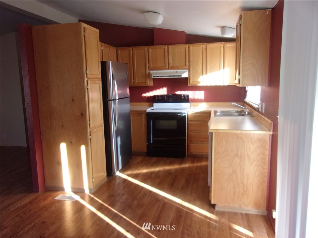 3057 Rd H Northeast, Unit 10 Moses Lake, WA 98837 - Photo 6 of 17 Gallery Image 6