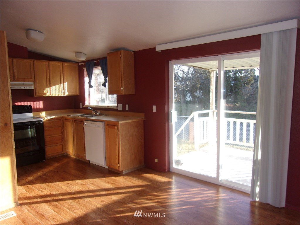 3057 Rd H Northeast, Unit 10 Moses Lake, WA 98837 - Photo 7 of 17 Gallery Image 7