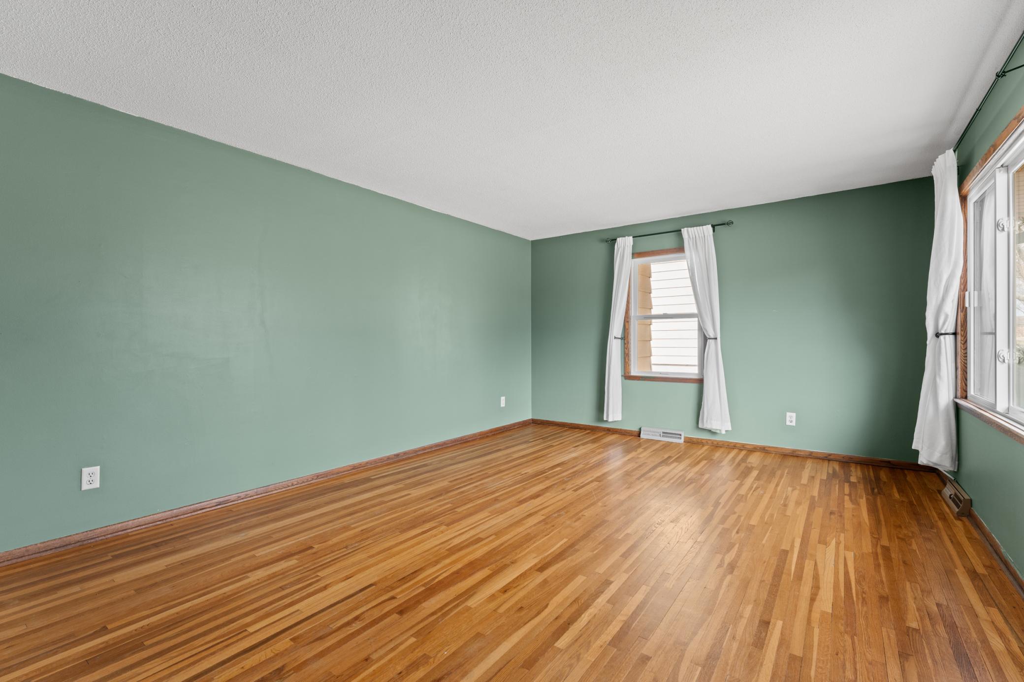 4005 16th Avenue Northwest Rochester, MN 55901 - Photo 4 of 36