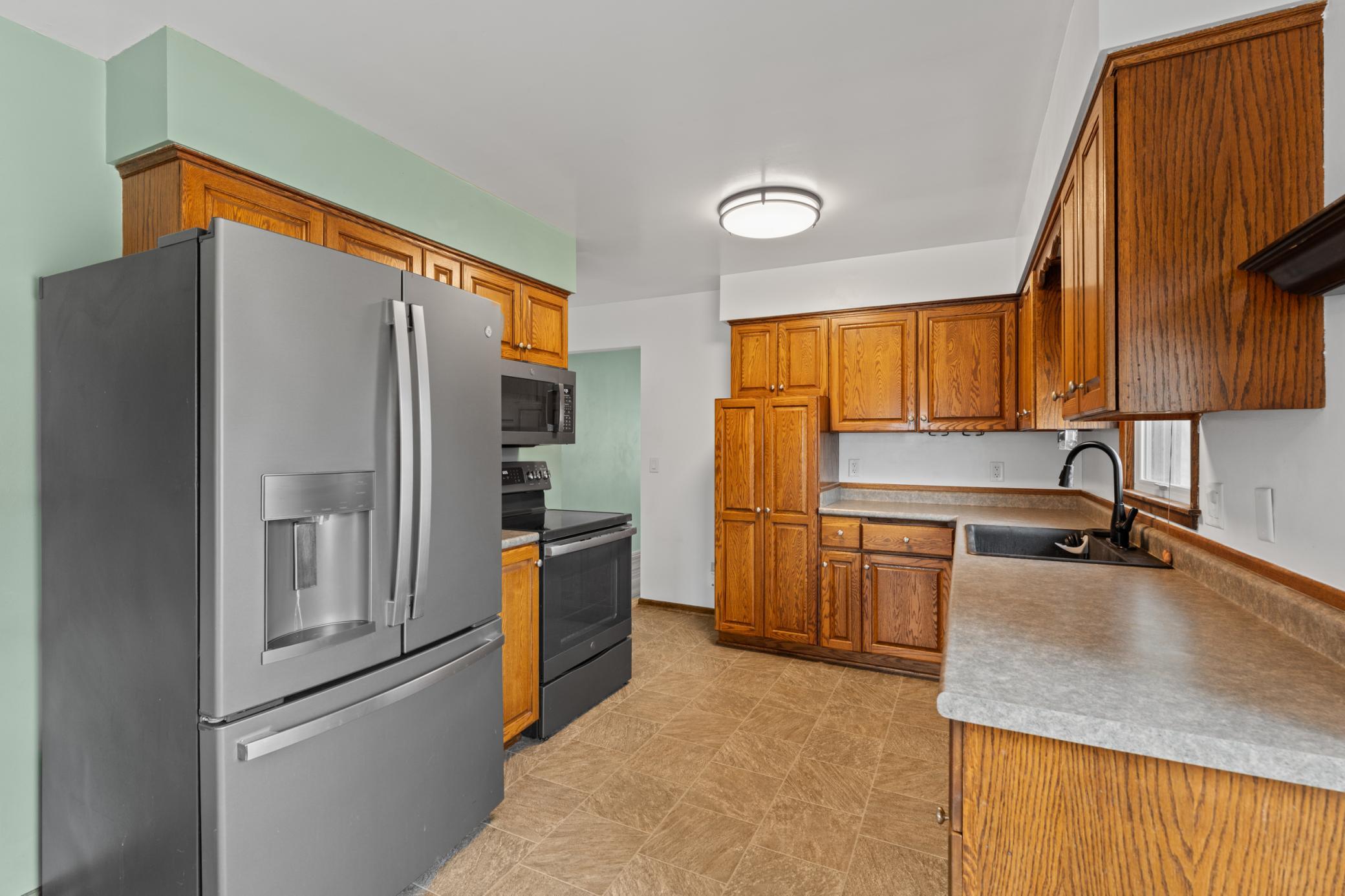 4005 16th Avenue Northwest Rochester, MN 55901 - Photo 6 of 36